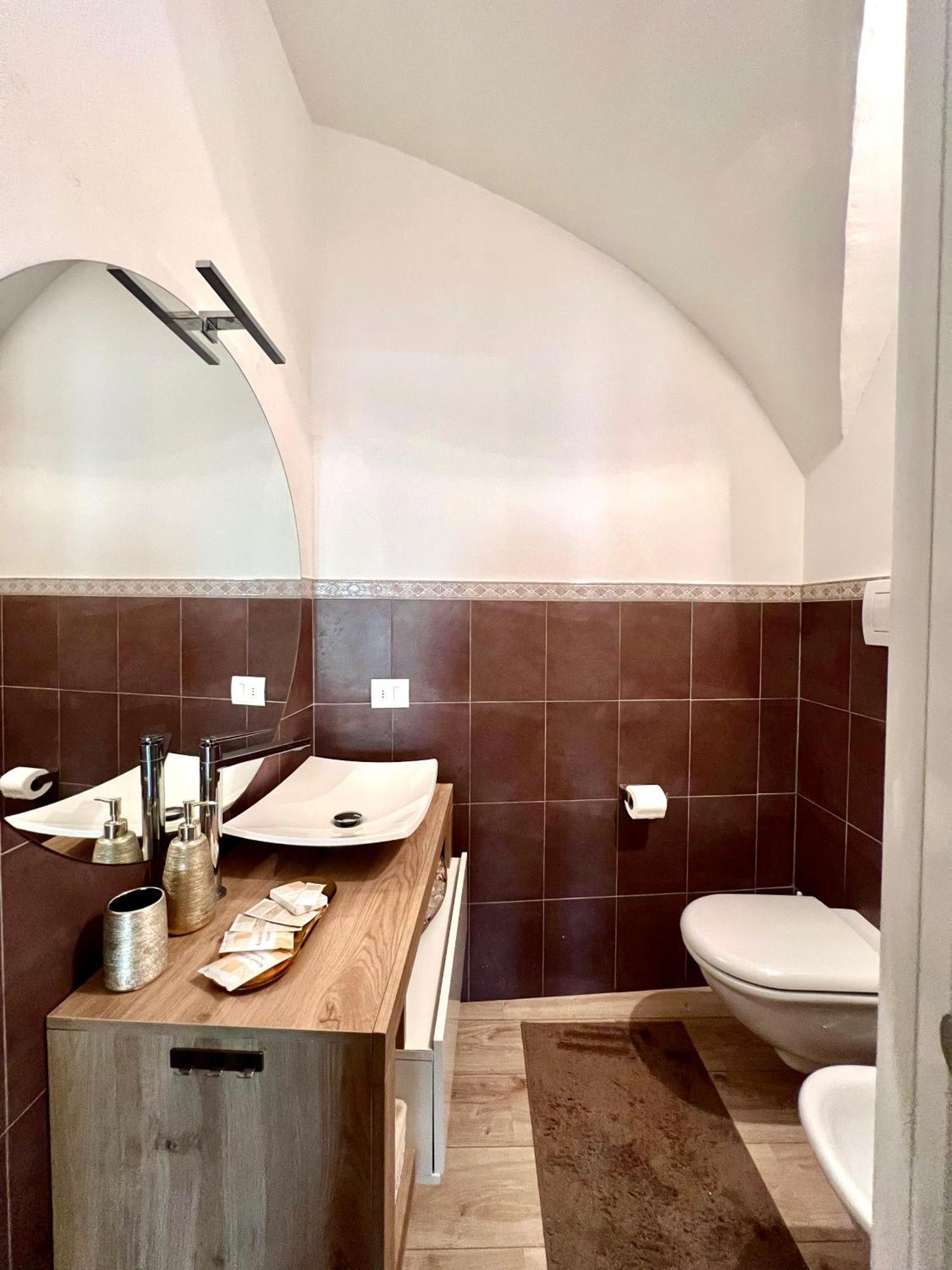 L'Arco Sul Lago • Gold Apartment Castro  Luaran gambar